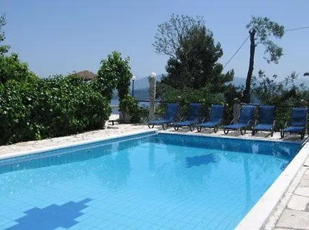 Nikatsas No 4 * Kerasá