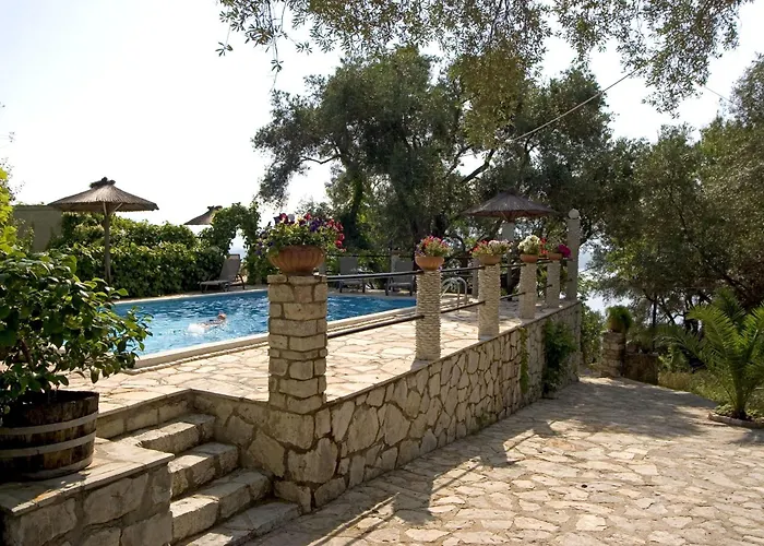 Nikatsas No 4 *