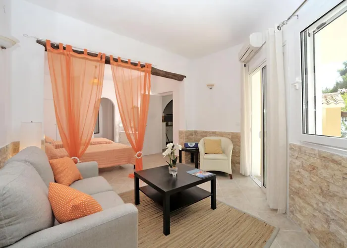 Nikatsas No 4 度假居