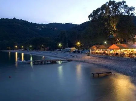 Nikatsas No 4 Kerasa